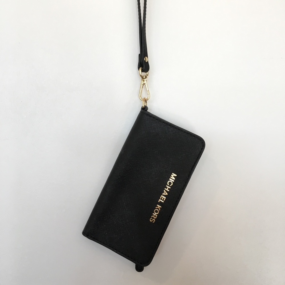 Michael Kors iPhone wristlet/wallet, Black